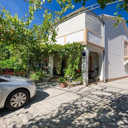 Apartments Elvira Lopar Εξωτερικό φωτογραφία
