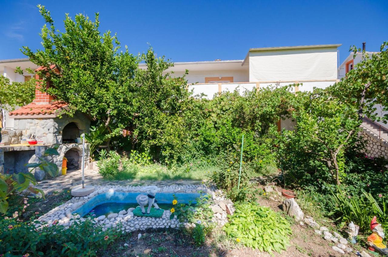 Apartments Elvira Lopar Εξωτερικό φωτογραφία