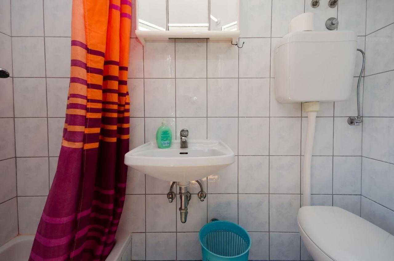Apartments Elvira Lopar Εξωτερικό φωτογραφία