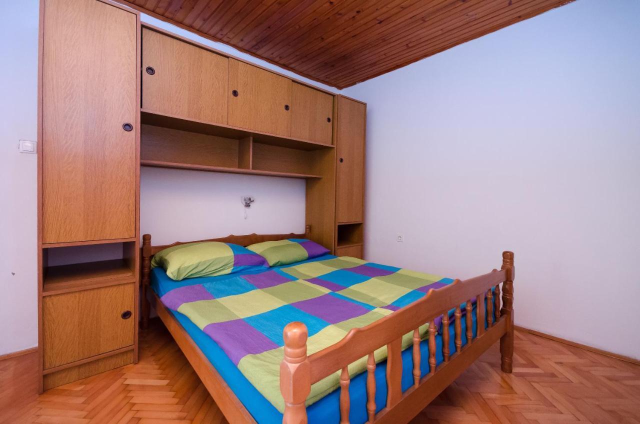 Apartments Elvira Lopar Εξωτερικό φωτογραφία