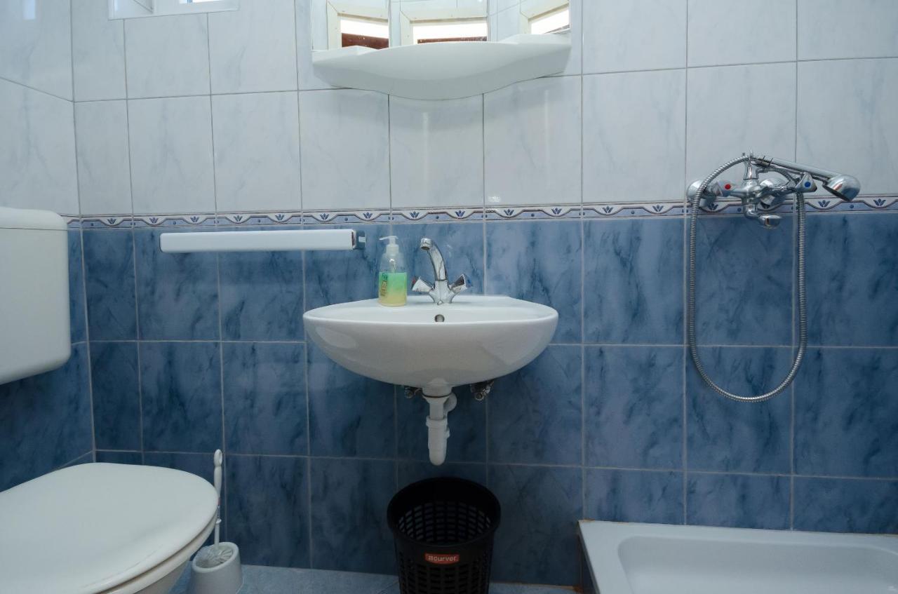 Apartments Elvira Lopar Εξωτερικό φωτογραφία